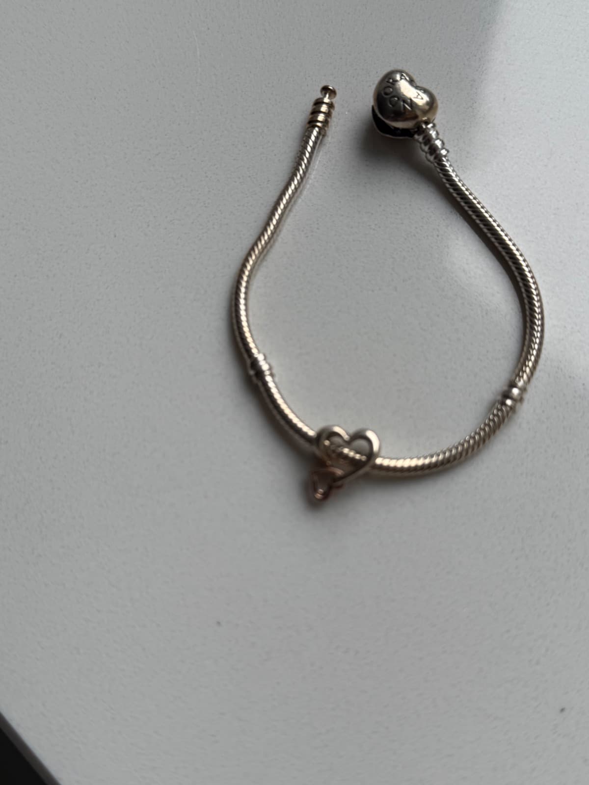 Pandora Armband