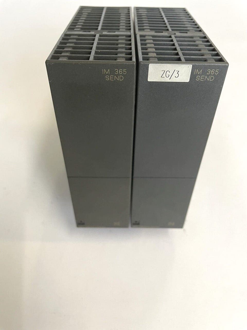 2 Stück SIEMENS SIMATIC S7 6ES7365-0BA01-0AA0 6ES7 365-0BA01-0AA0 Vers. 03
