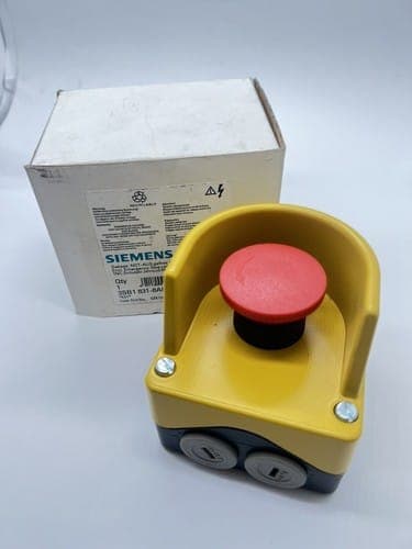 Siemens 3SB1 831-8AF Gekapselter Drucktaster, Not-Aus, Metall, Neu-OVP