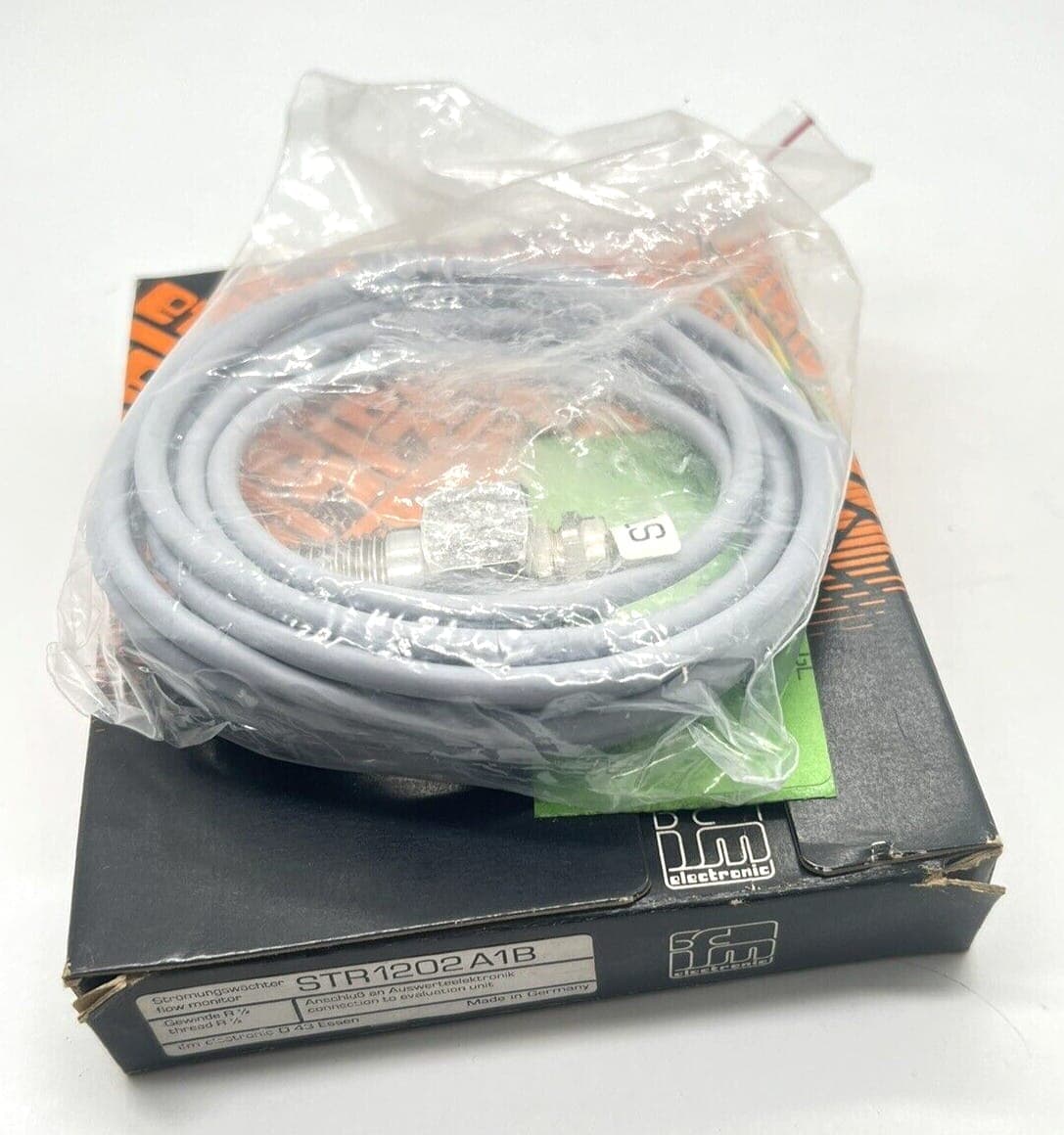 ifm electronic STR1202A1B Strömungswächter Sensor Stromregelmotor Wächter NEU