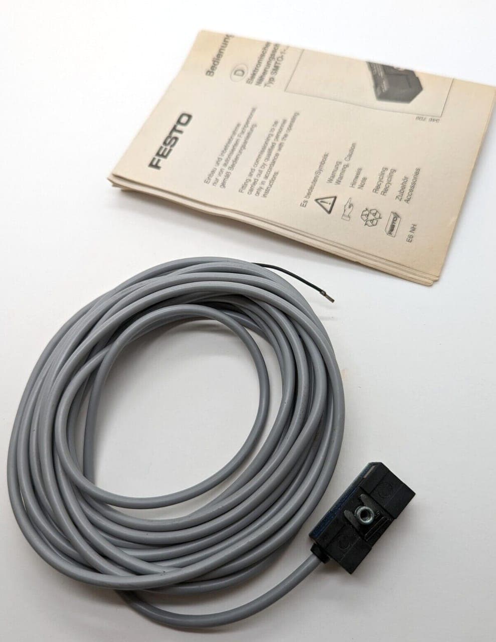 Festo SMTO-1-PS-K-LED 24C-SA 154749 NEU