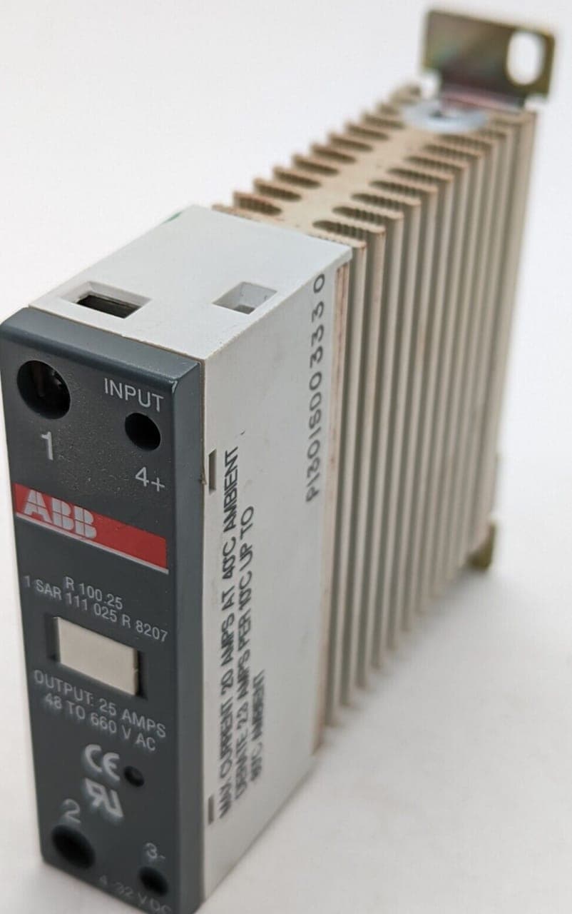 ABB Halbleiterrelais R 100.25 1 SAR 111 025 R 8207