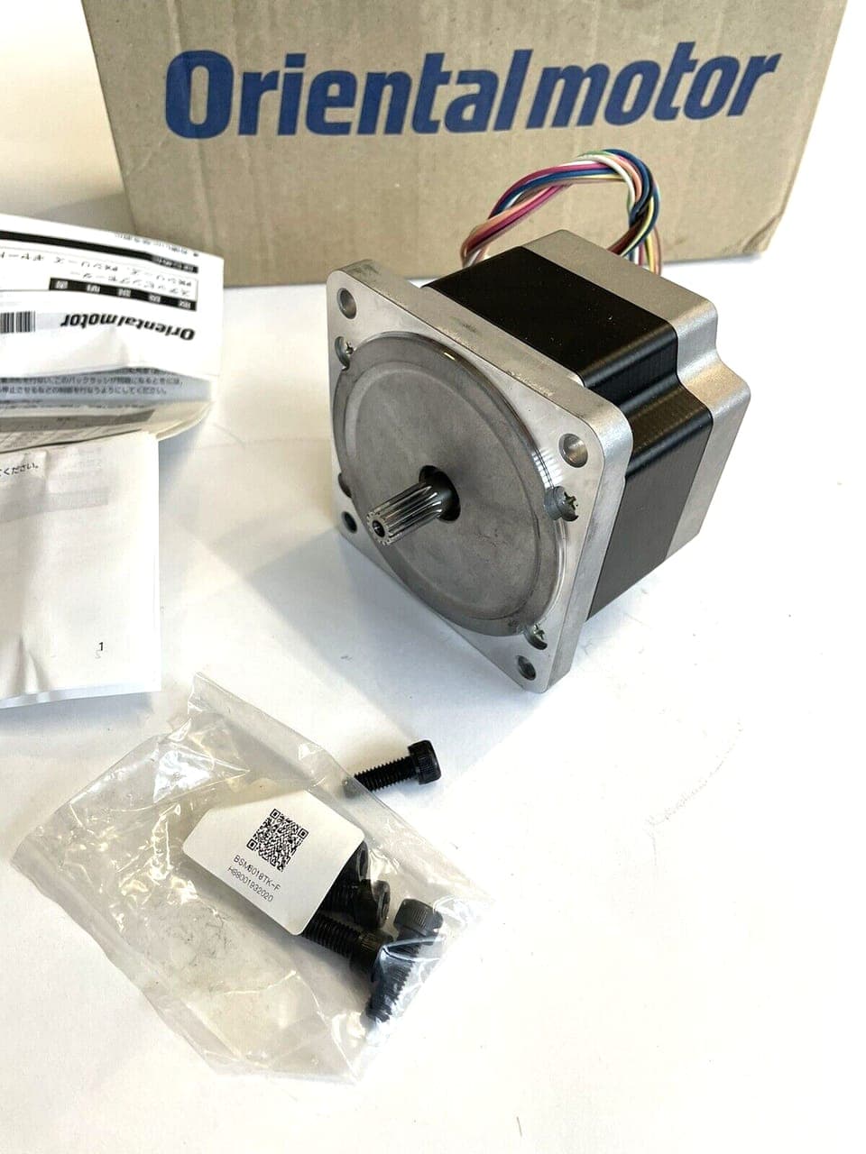 Oriental Motor Stepping Motor PK296BE-SG10 neu