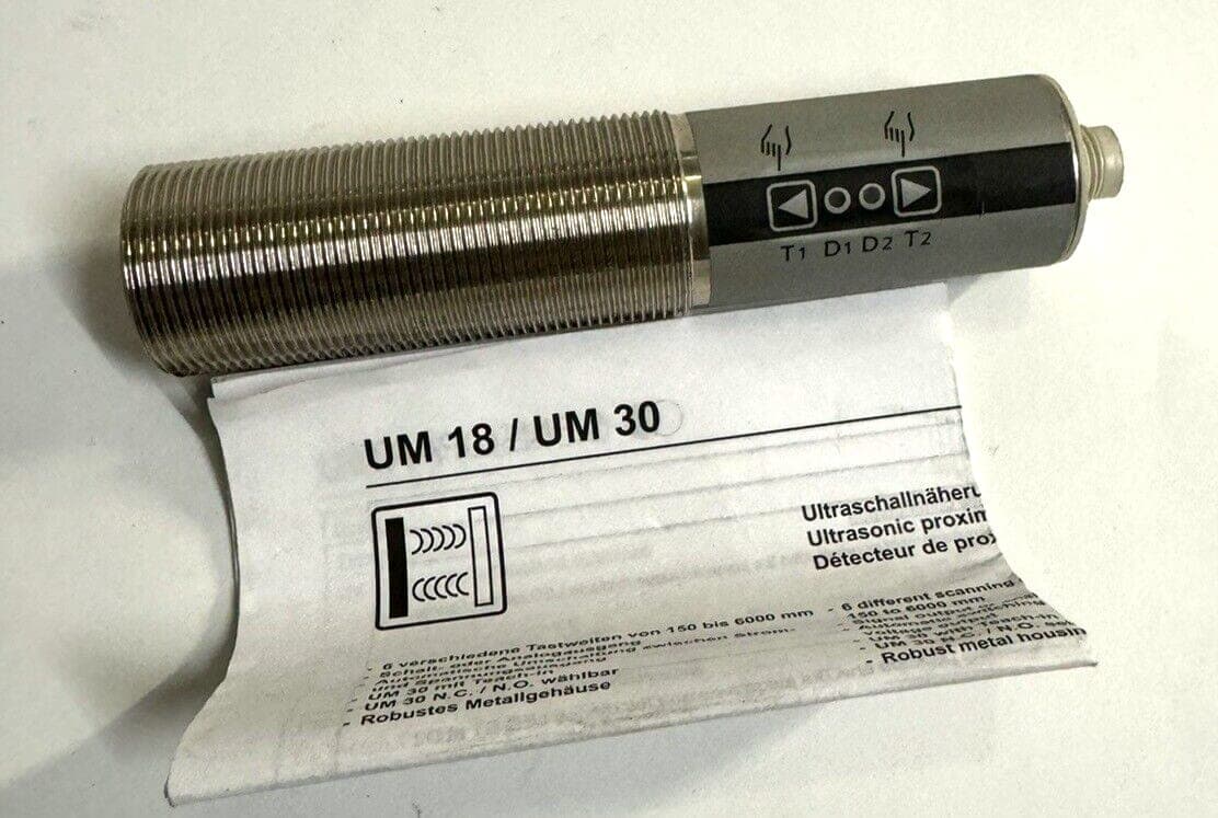 SENSOPART Ultraschall Sensor Typ UM30-300 PP HP R1 NEU Ohne OVP – Bild 1