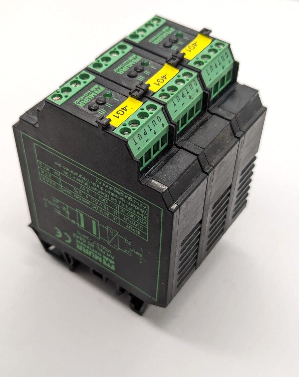 3x Murr Elektronik 856442 . MDD 0,7 -24/10