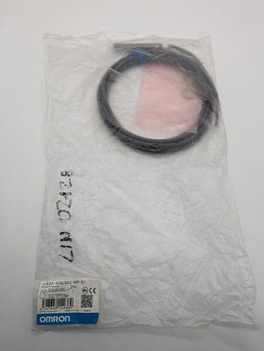 Omron E2A-S08LS02-WP-B1