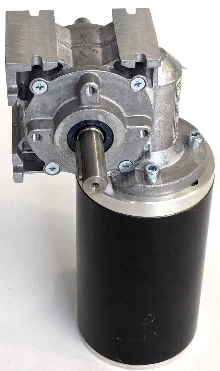 Lenze SSN40-1GVAR-063C22 + Getriebe SSN40-1FVAR NEW