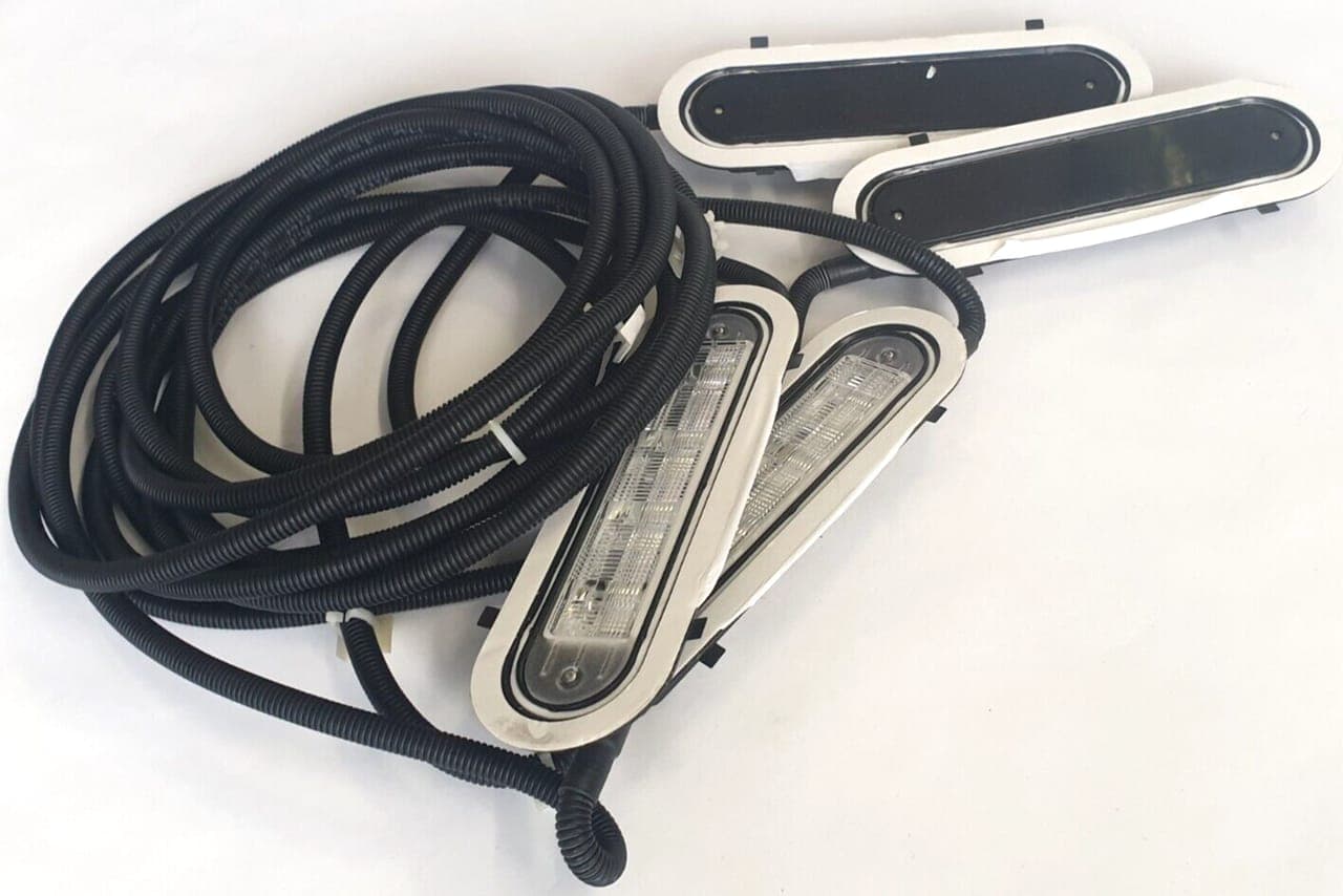 Aspöck 87-1342-00 ,4 x Flat Leuchten