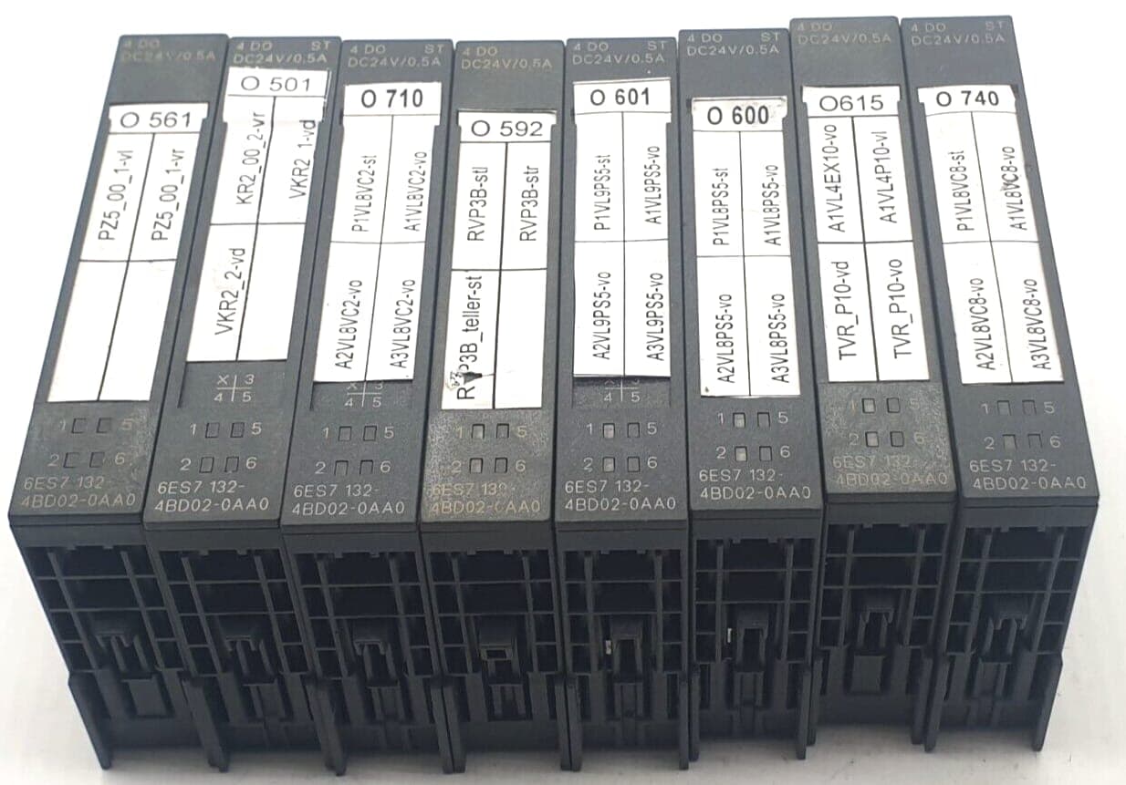 8x Siemens SIMATIC S7 6ES7 132-4BD02-0AA0
