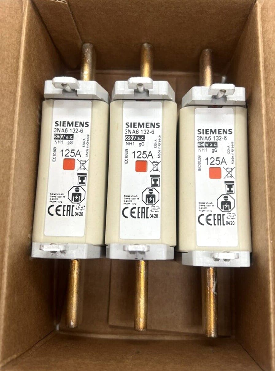 Siemens 3NA6 132-6 Sicherungseinsatz 690V NEW OVP