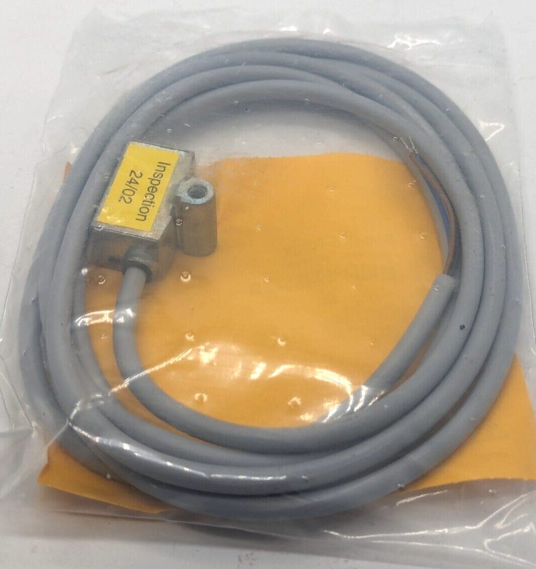 Truck perma prox BIM-KST-AP6X Magnetfeldsensor 4621401