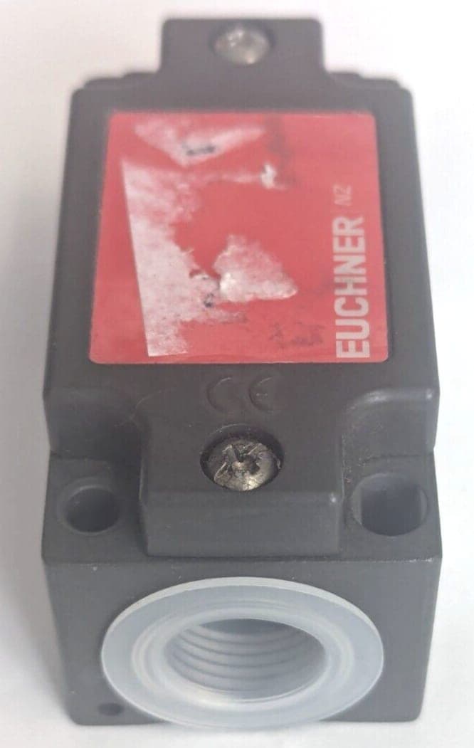 Euchner NZ1VZ-2131E-M Sicherheitsschalter NEU
