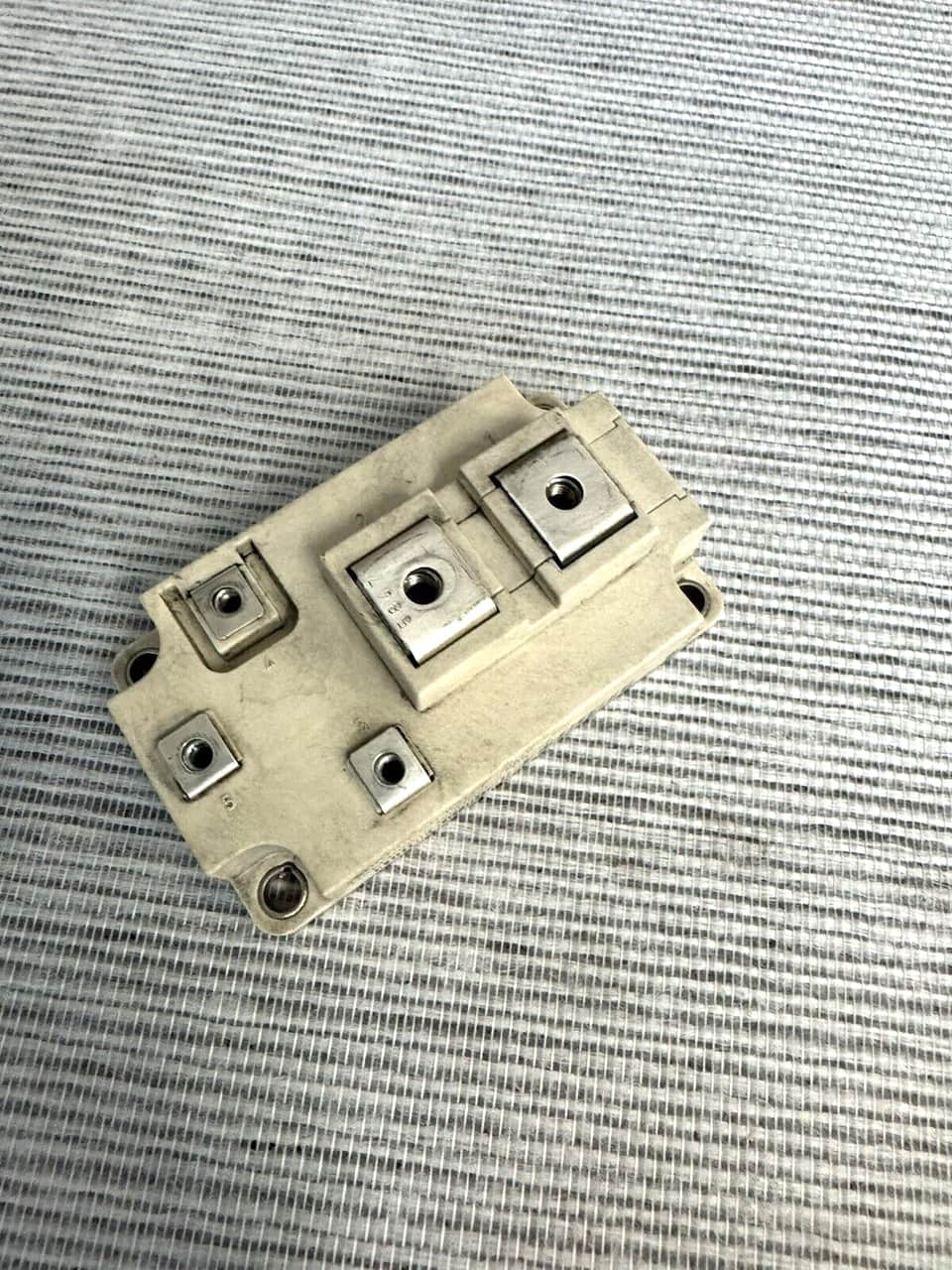 Infineon Igbt Module BSM300GA170DN2FS_E3256
