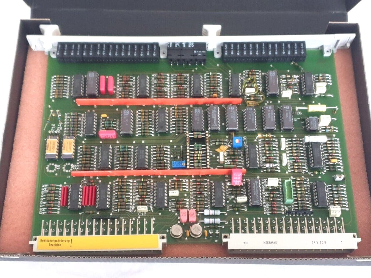 AEG 029.093 556