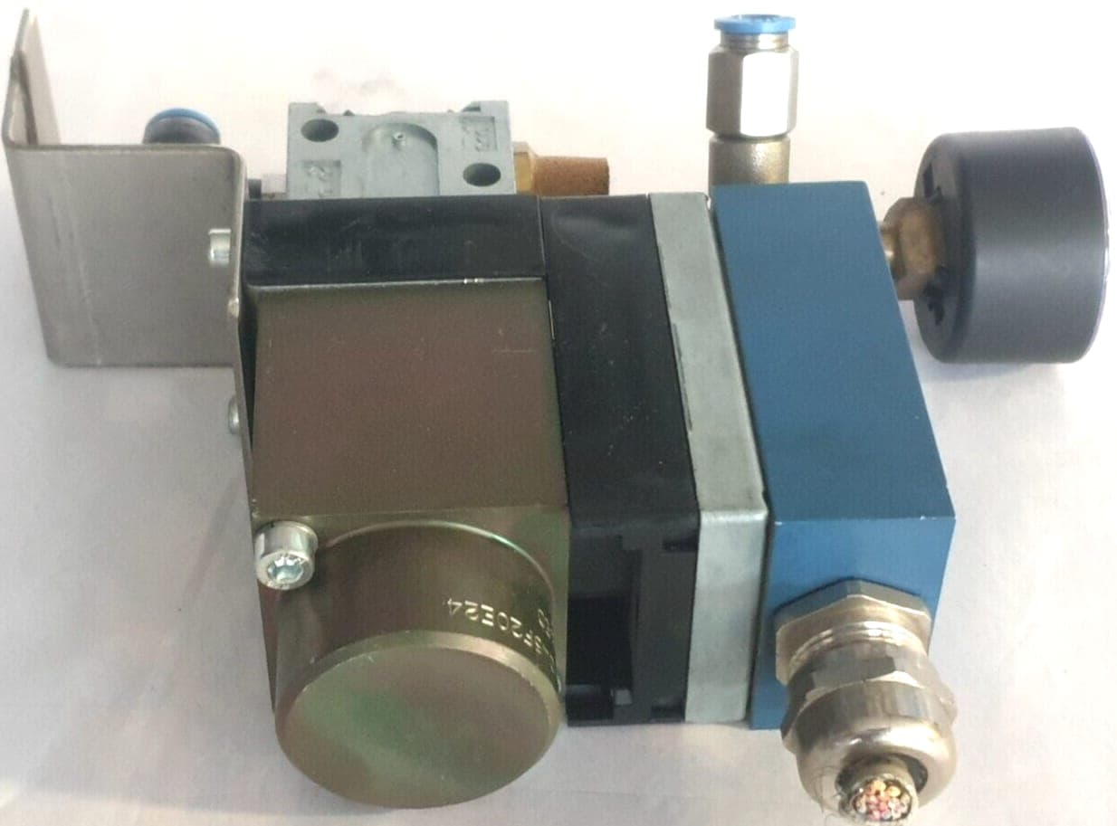 GRFY045F20E24 + Mannesmann Rexroth 561 011 310 2 Pneumatik