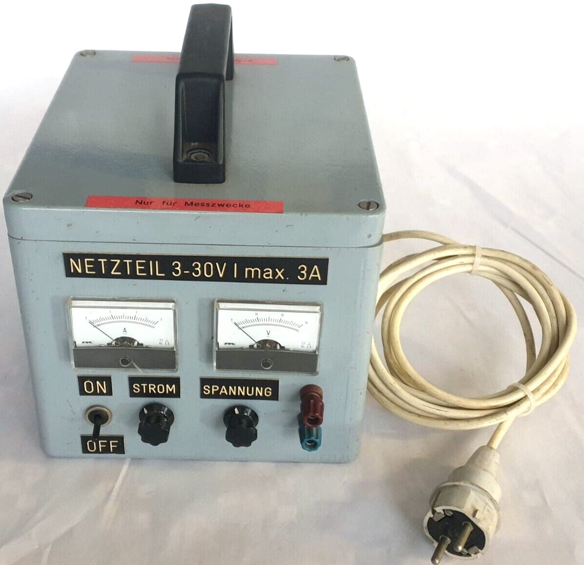 Netzteil 3-30V I max.3A