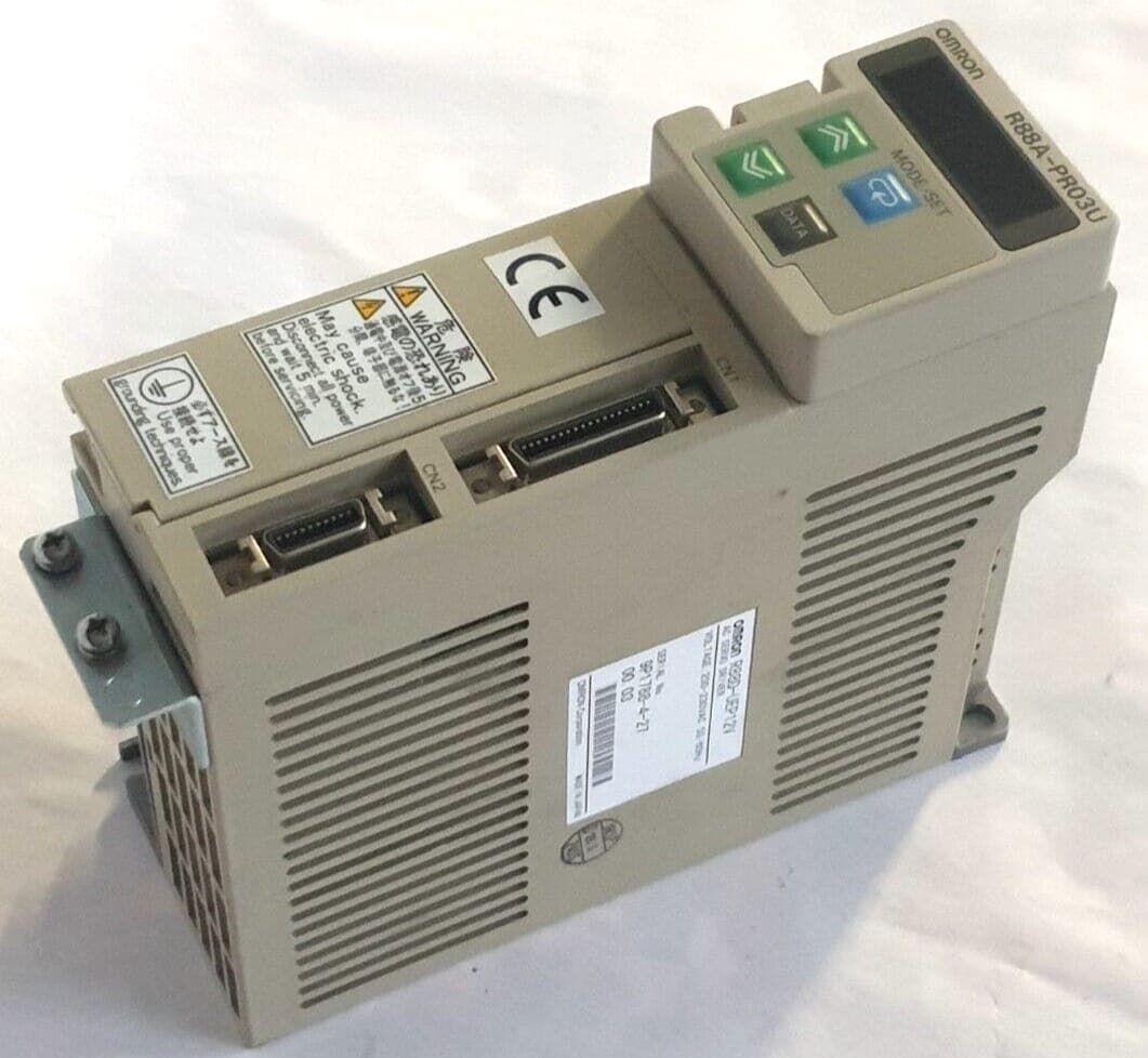 Omron R88D-UEP12V Servo Driver