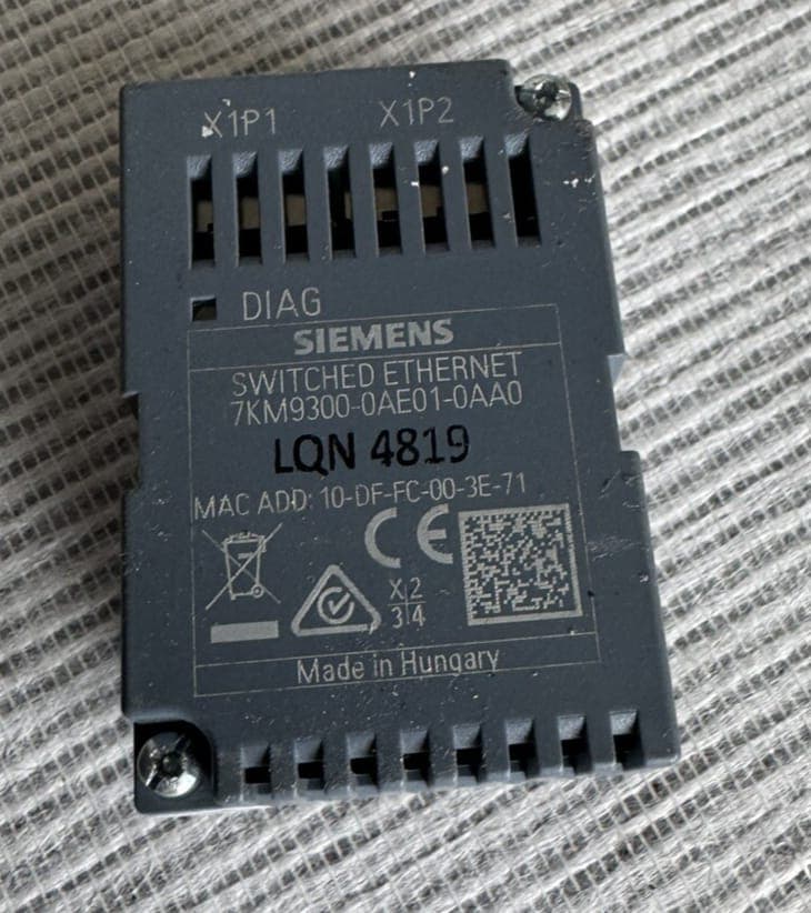 Siemens 7KM9300-0AE01-0AA0 Ethernet Switch 7KM93 00-0AE01-0AA0
