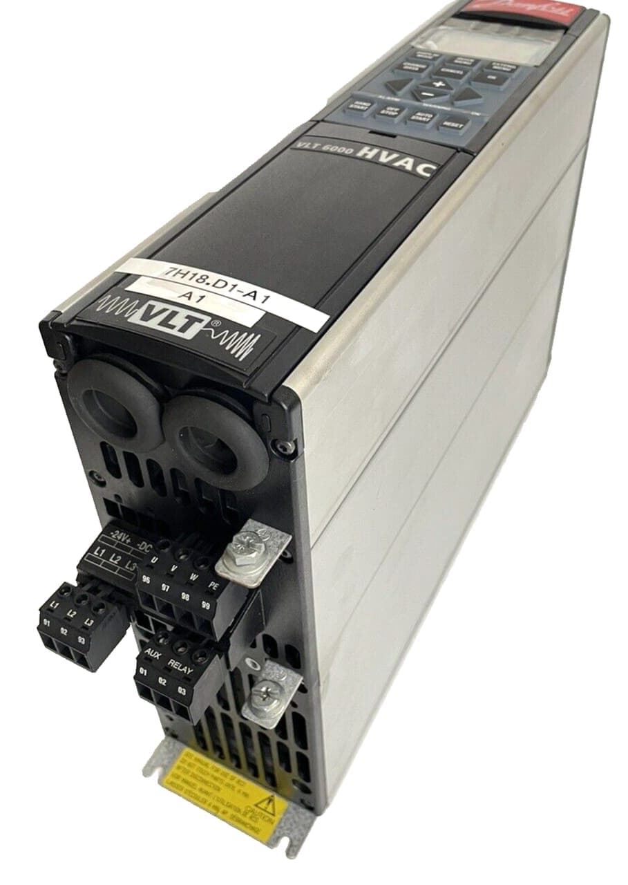 Danfoss Frequenzumrichter VLT6002HT VLT6002HT4B20STR3DLF00A00C0 175Z7004