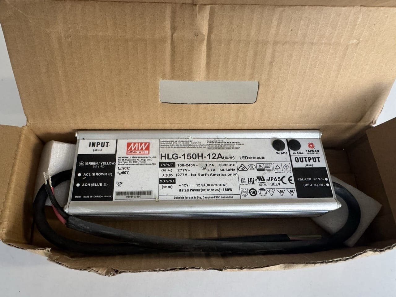 Mean Well HLG-150H-12A LED Netzteil 150W 12V 12.5A IP65 Schaltnetzteil CV
