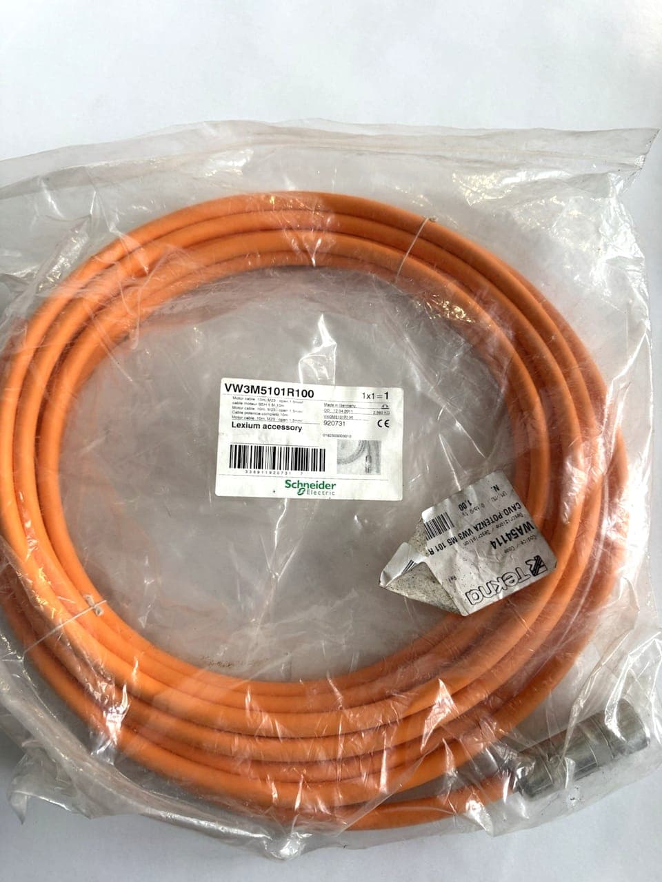 Schneider Electric Kabel M23 1,5mm² 10m VW3M5101R100 neu OVP