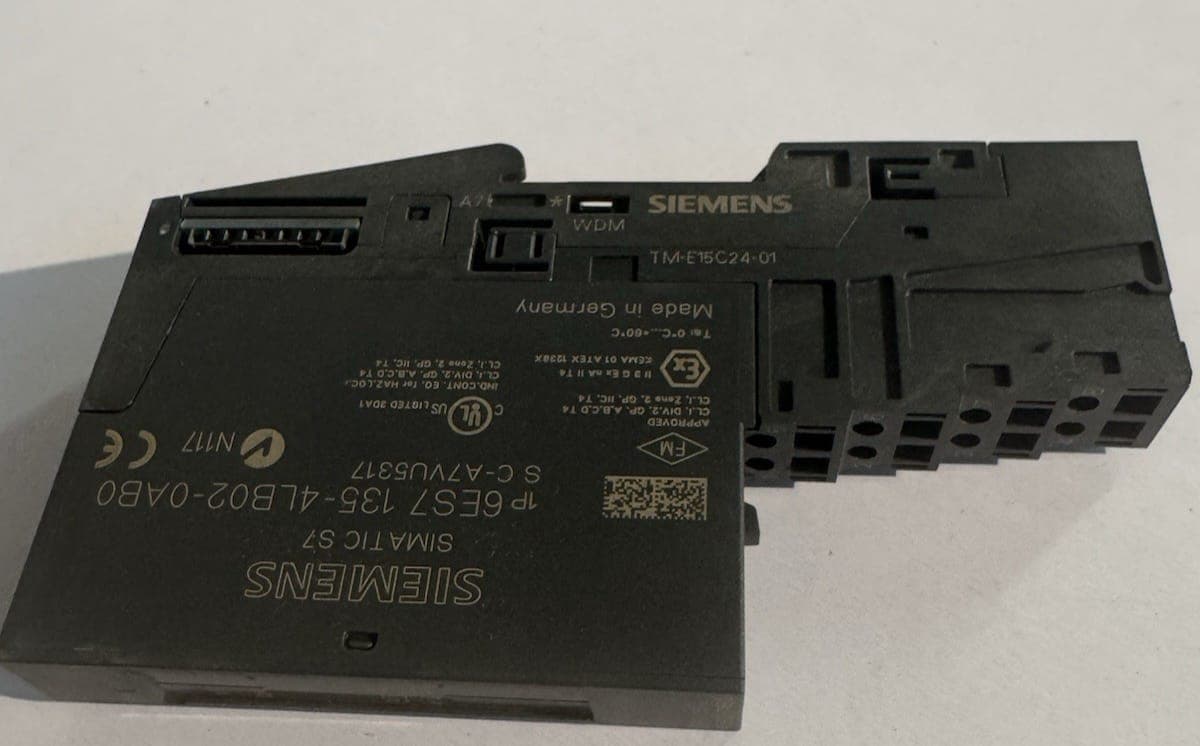Siemens Simatic S7 6ES7135-4LB02-0AB0 | 6ES7 135-4LB02-0AB0